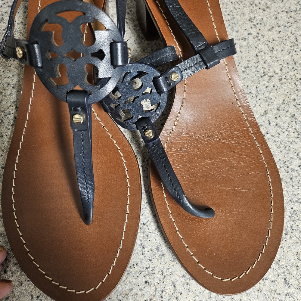Tory Burch Black Miller Logo Thong Sandals - Picture 6 of 9